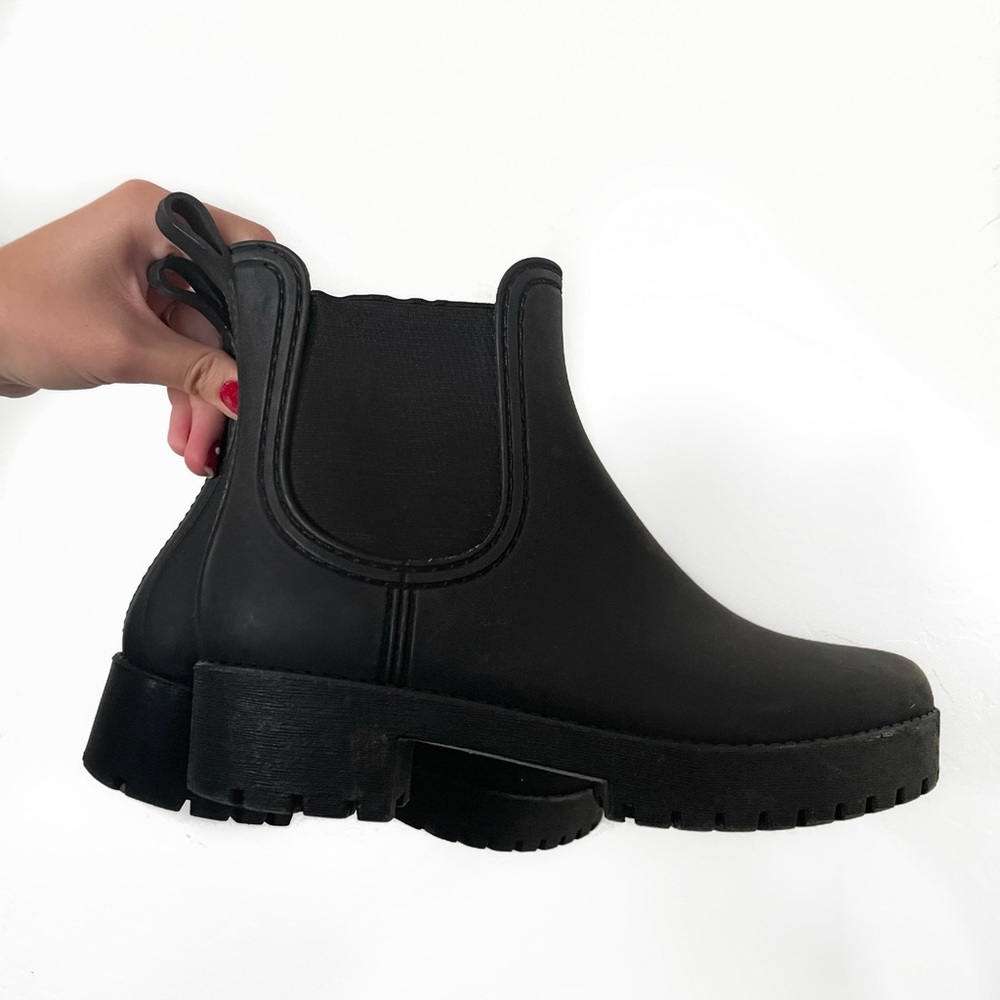 Black Chelsea Boots
